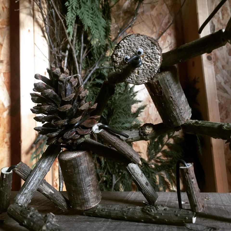 Conte de Noël et construction de jouets en bois