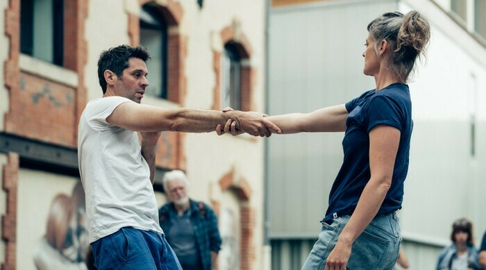 La stratégie du dépôt de bilan - La Débordante Cie - Saison Onyx Onyx