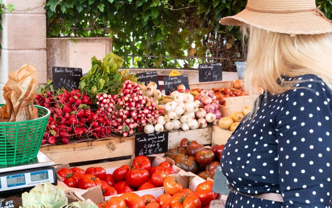 Marché aux produits de bouche et créateurs Cambo-les-Bains