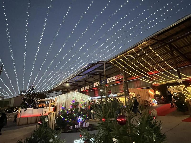 Marché de noël maison moine