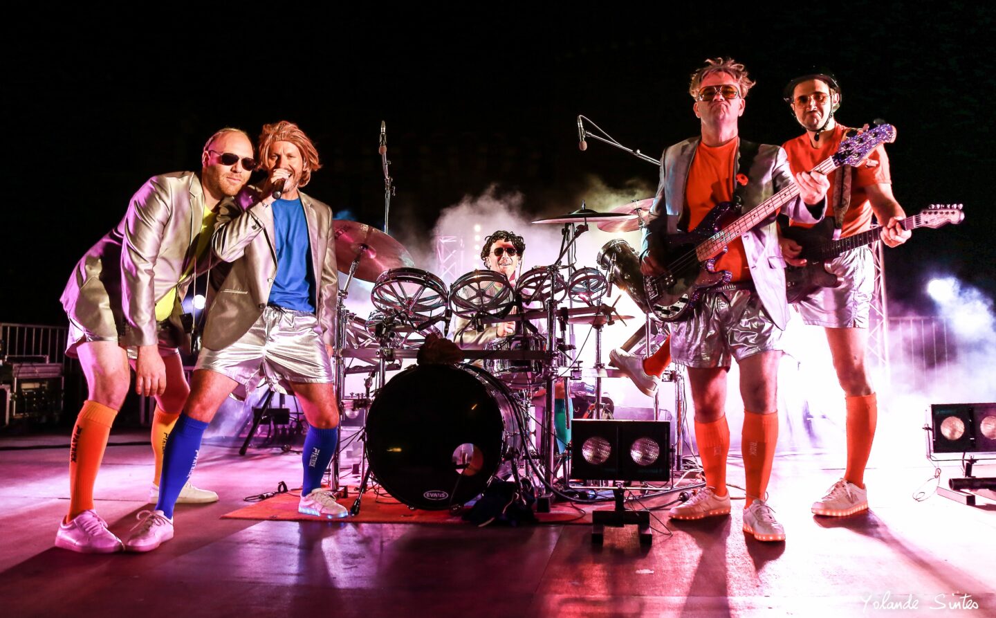 NOËL MAGIQUE AVEC SANS INTERDIT