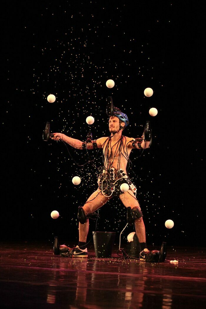 Opéra pour sèche-cheveux – Cie Blizzard Concept Tiers lieu culturel - Le Moulin Roques