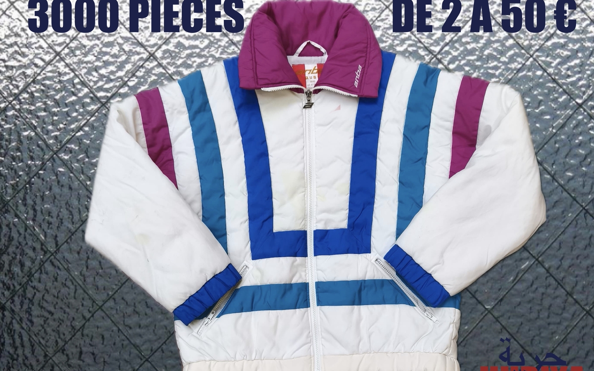 Quand mode et solidarité s'allient : 3000 pièces vintage disponibles Centre commercial italie 2 PARIS