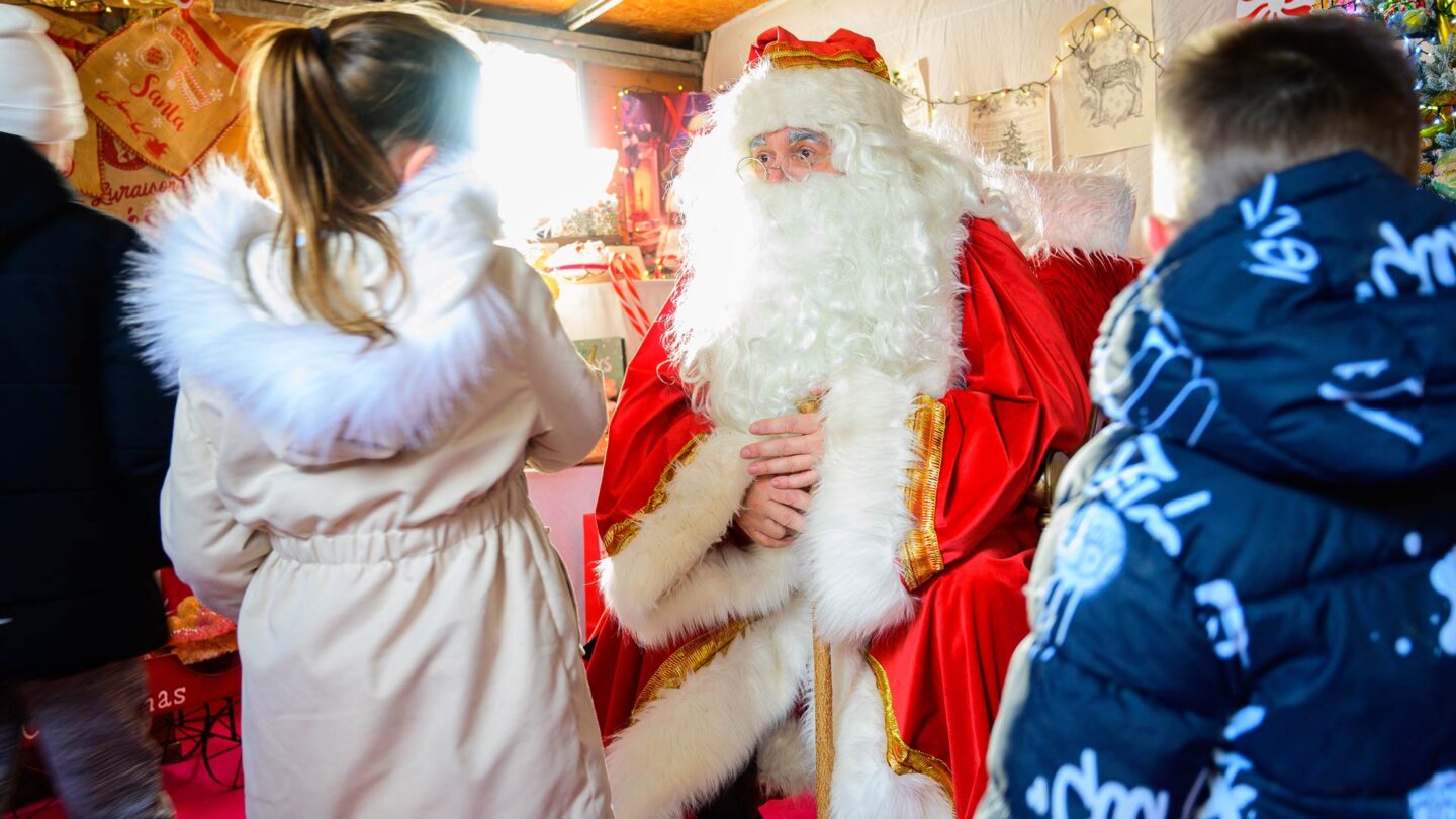 Rencontre avec le Père Noël Noël à Chartres 2025