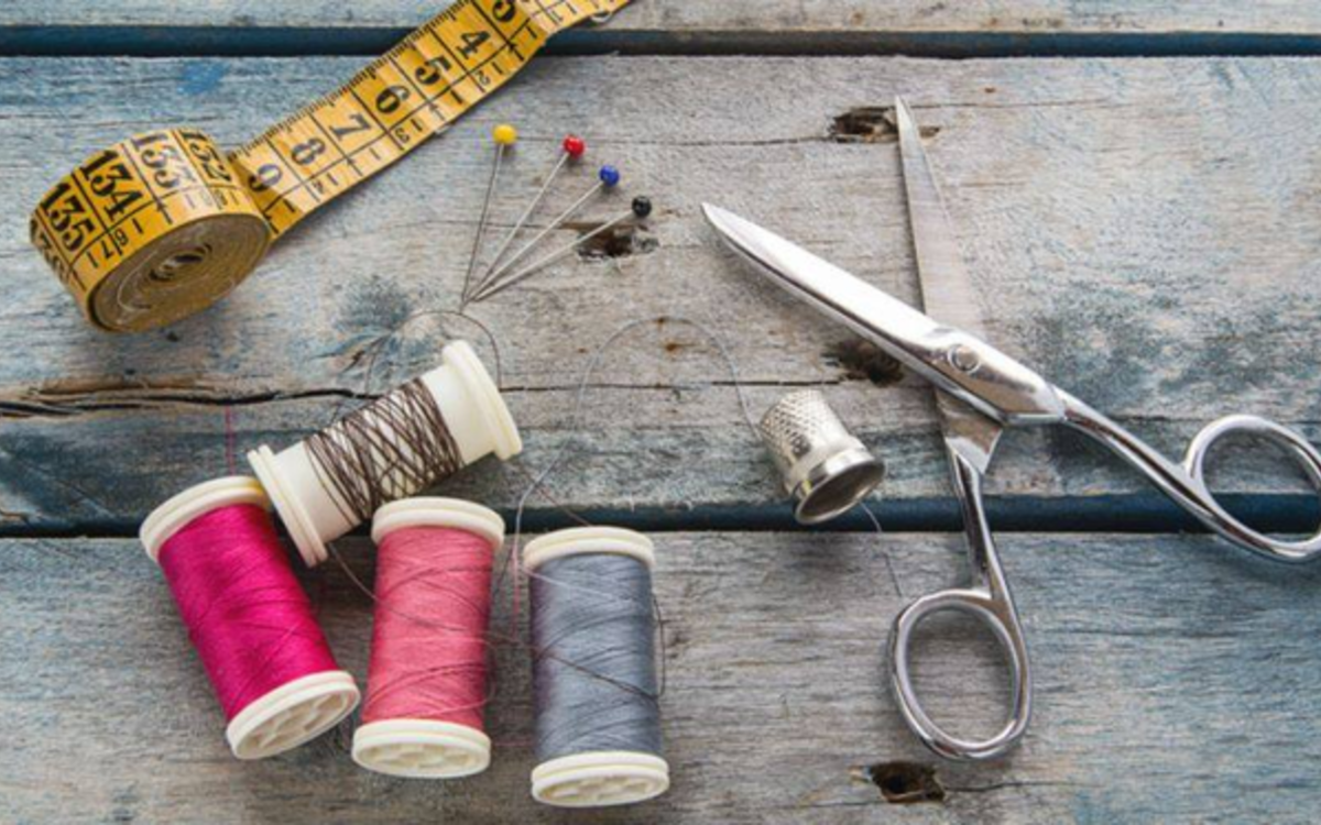 Repair Café Textile Bibliothèque François Villon  Paris