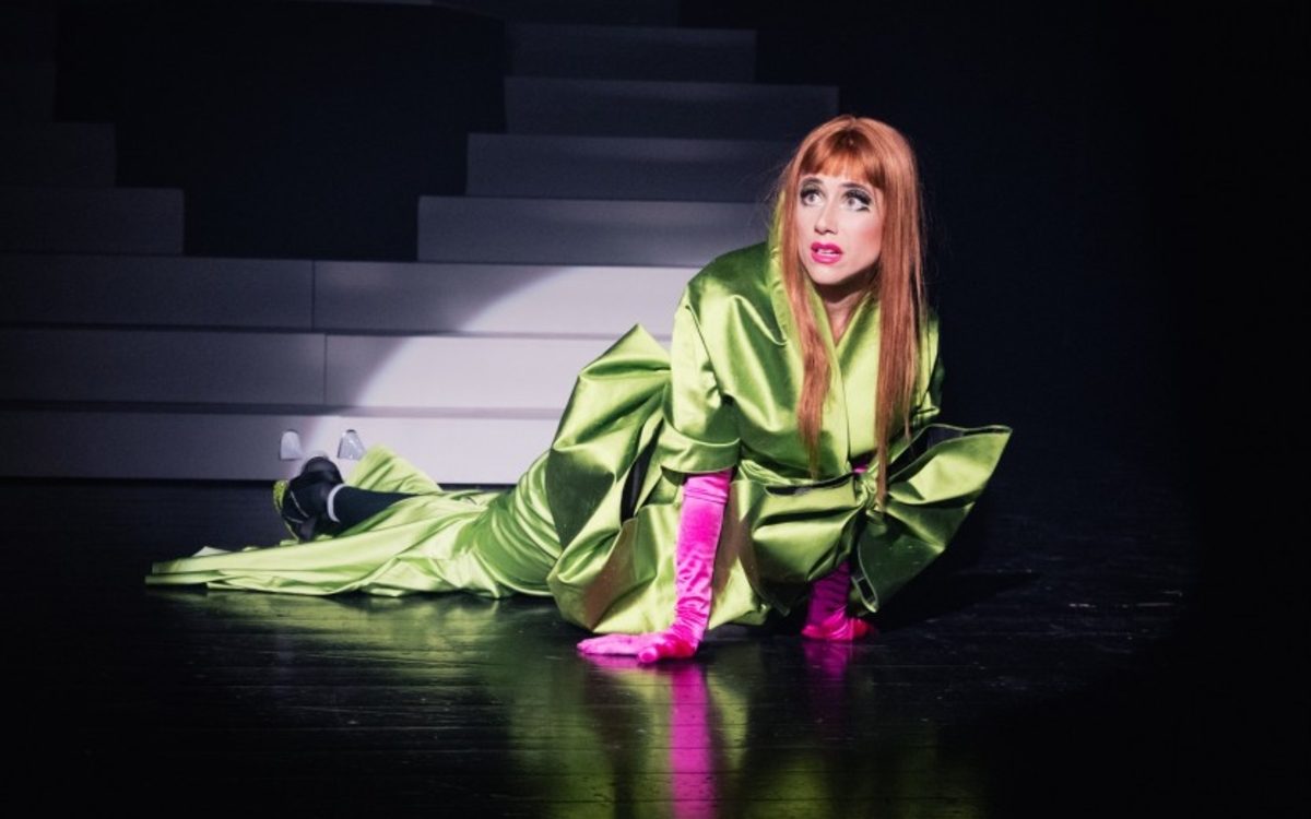 « RIRE (pour en finir avec soi-même) » de Sara Selma Dolorès Centre Wallonie-Bruxelles Paris