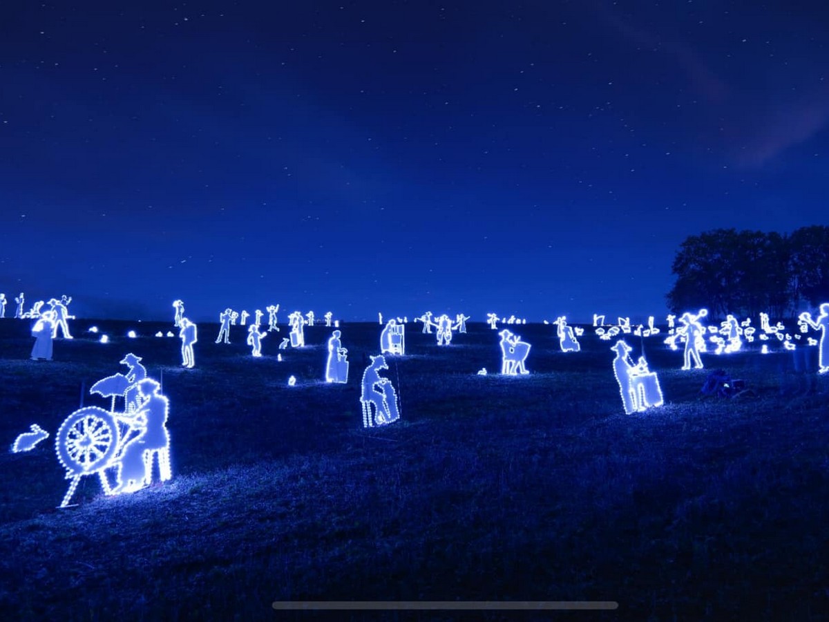 RURALITÉ EN LUMIÈRE LA PLUS GRANDE CRÈCHE LUMINEUSE DU MONDE