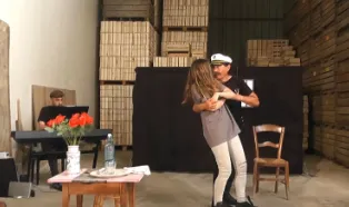 Théâtre Fin de service