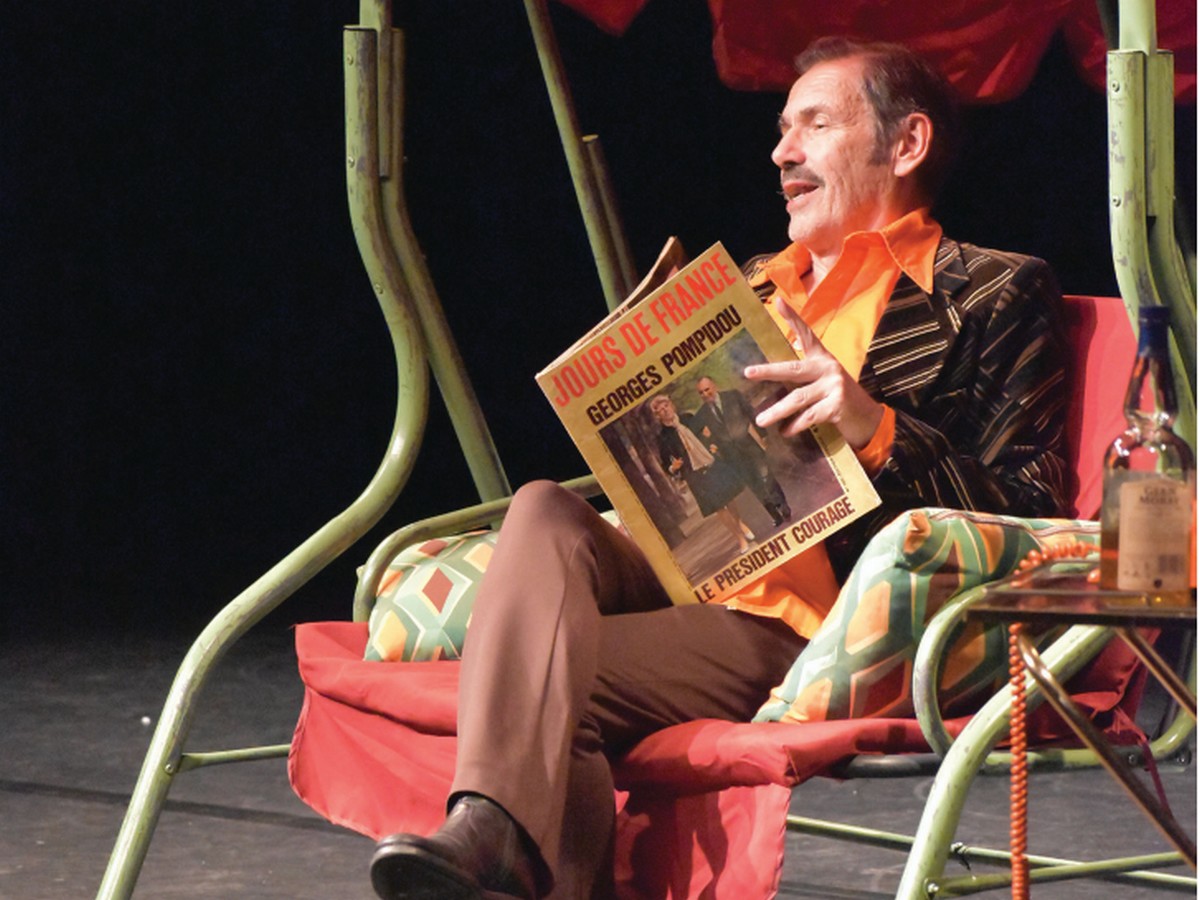 TOUT LE MONDE IL EST... JEAN YANNE