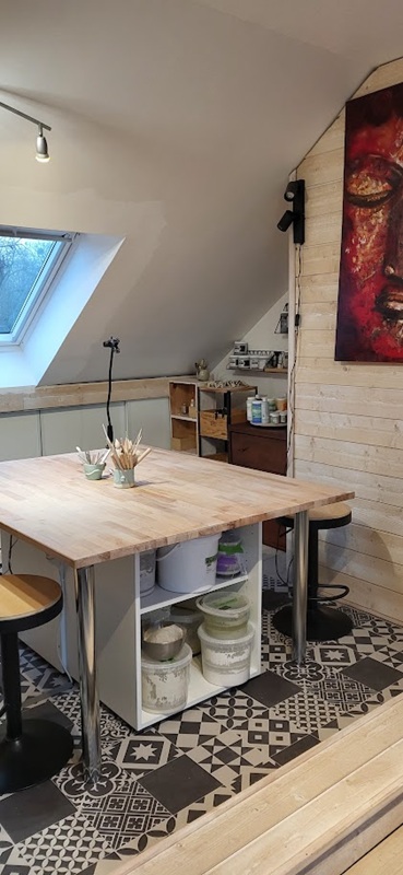 Atelier de modelage de poterie