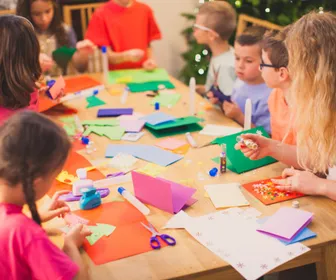 Atelier fabrication de masques avec Édouard Manceau