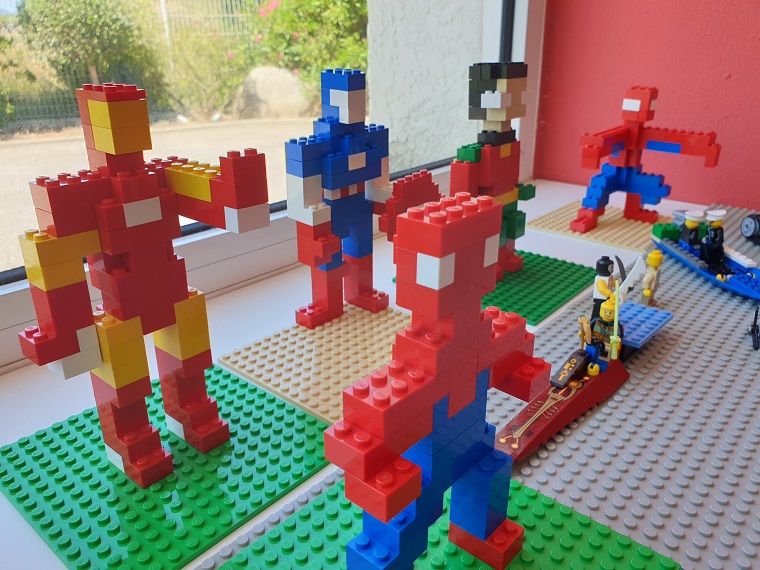 ATELIERS LEGO® SUR LE THÈME DES SUPER HÉROS