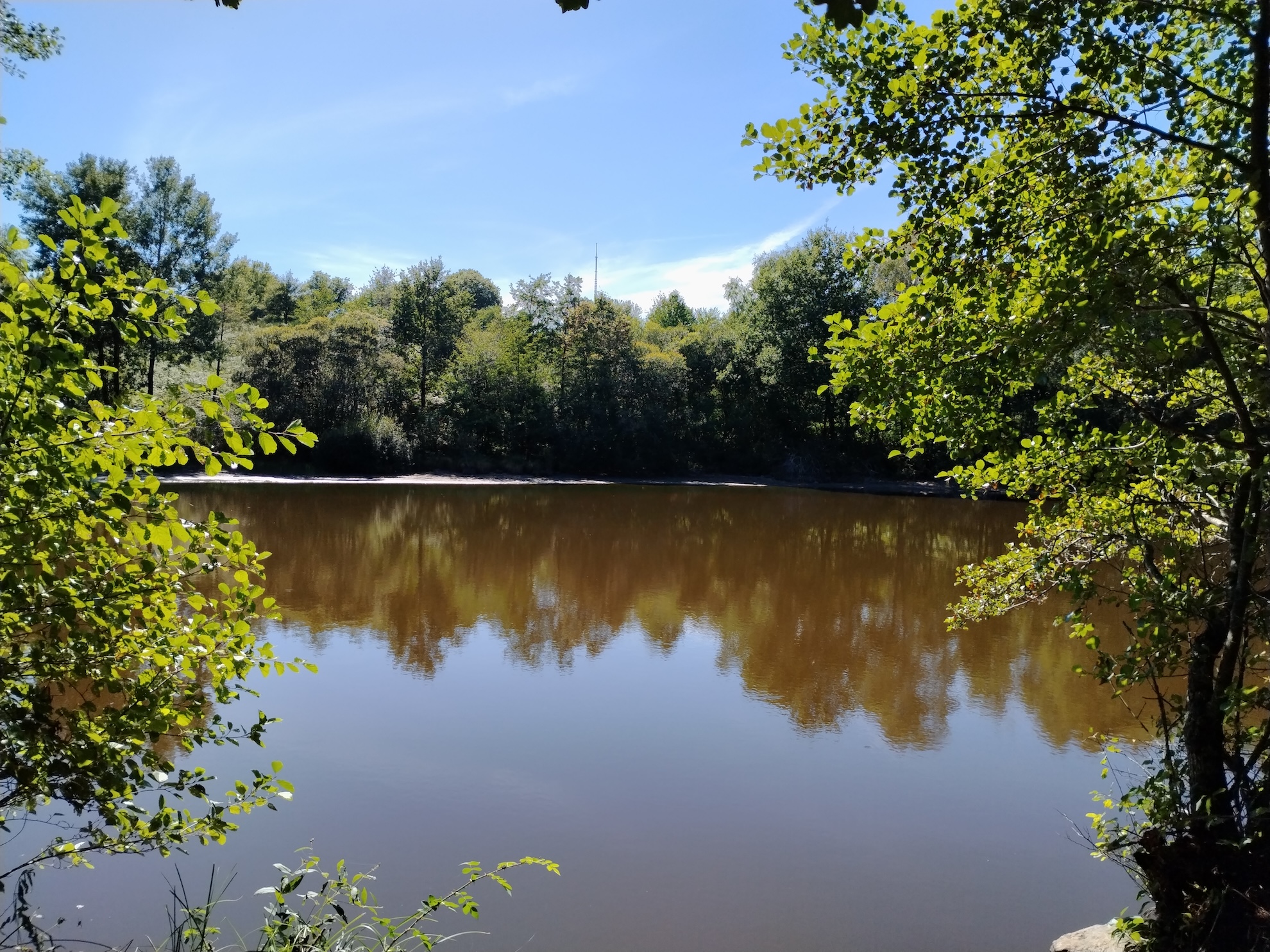 Au fil de l'eau Les Cars Nouvelle-Aquitaine