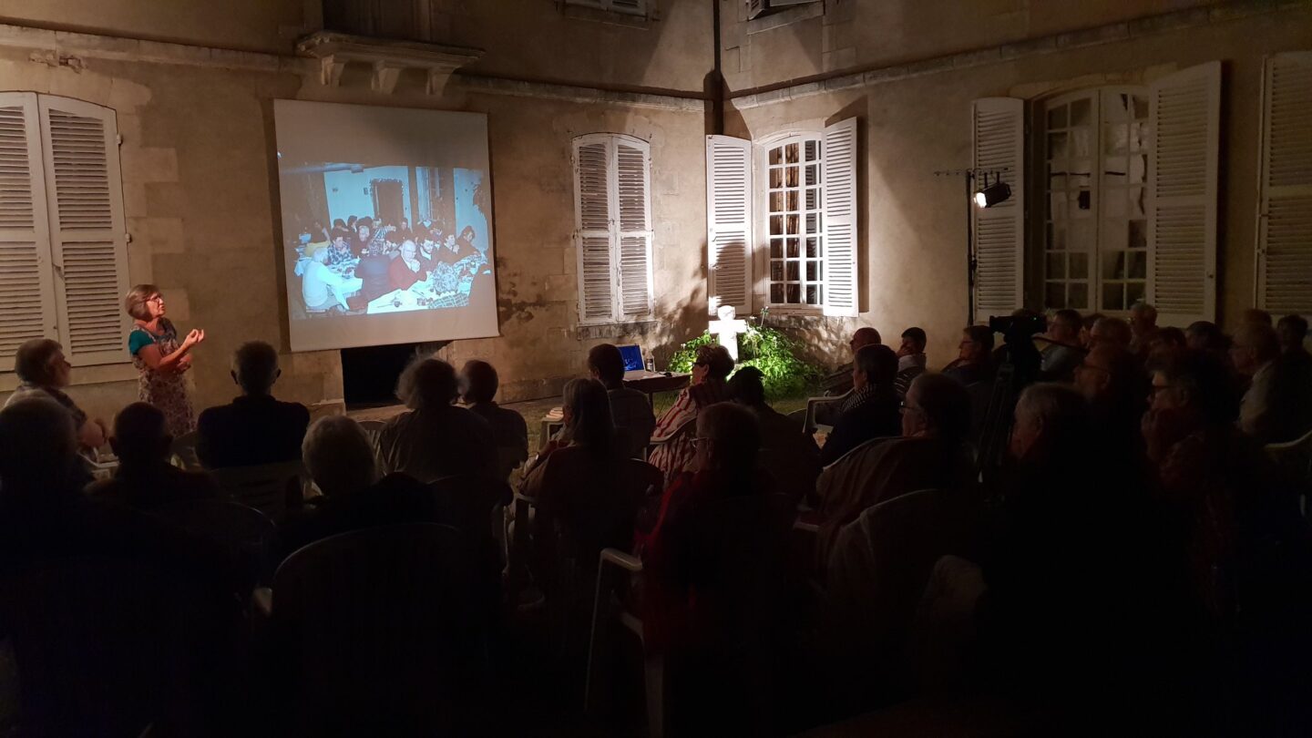 Conférence écoutez-voir