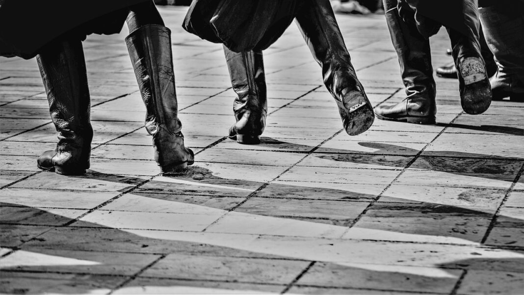 Cours de danse en ligne débutant Saint-Mathieu