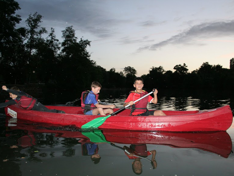 Descente nocturne aux flambeaux en canoë Neuvic sur l’Isle Neuvic 2026-07-23 Descente nocturne aux flambeaux en canoë
