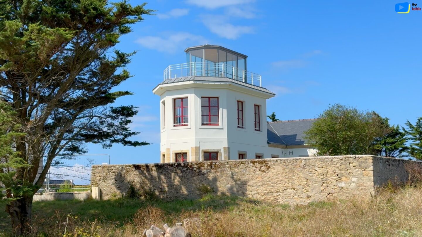 ile hoedic semaphore bibliotheque livre