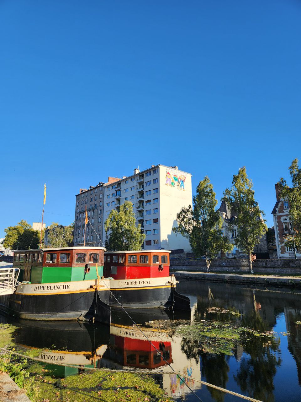 Péniche spectacle : un dernier salut