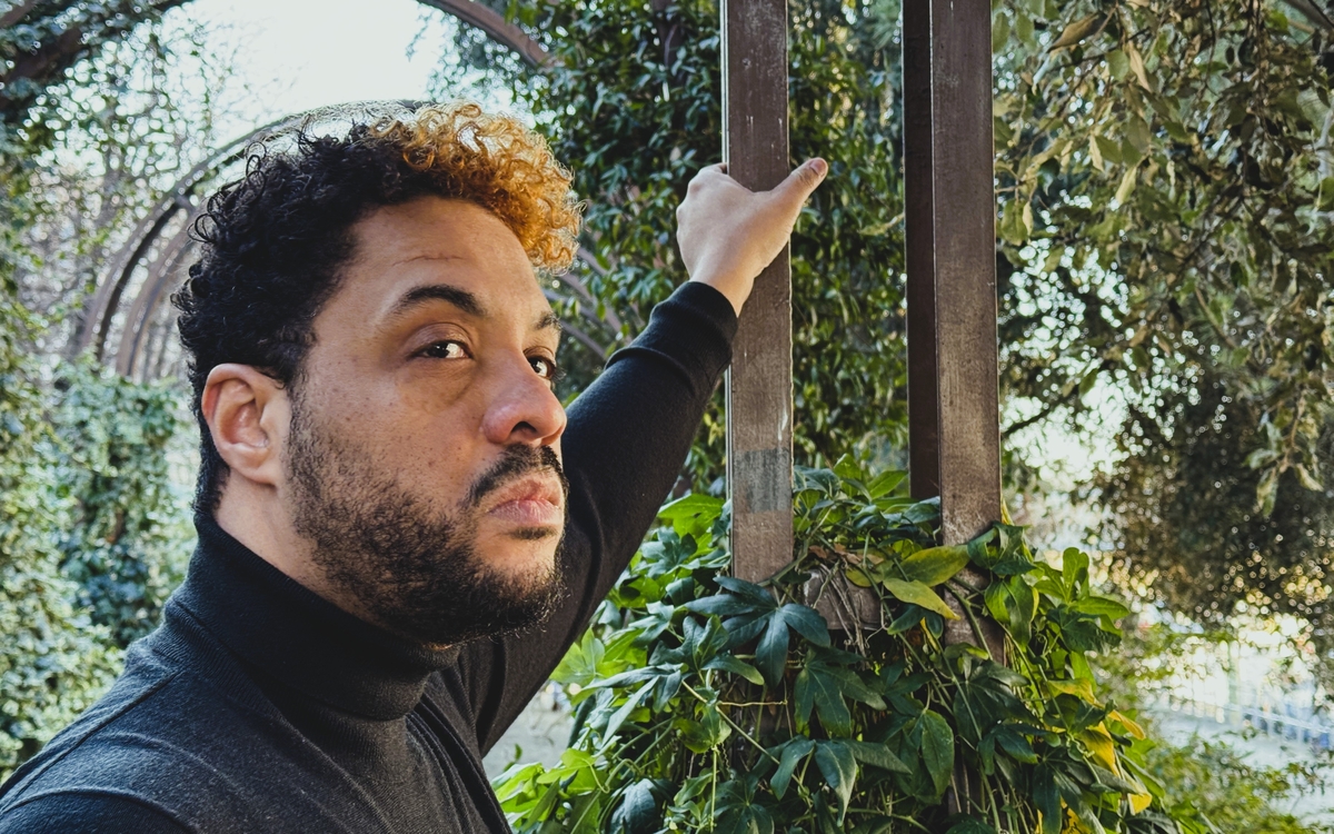 Jann Halexander en showcase Centre LGBT  Paris