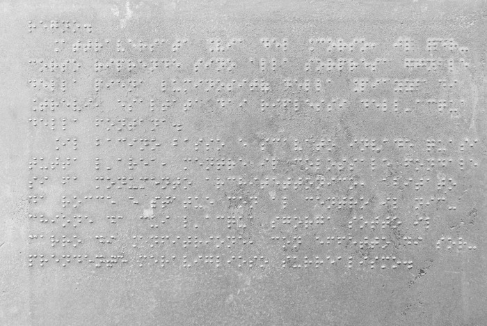 Le braille à points nommés Bibliothèque des Champs Libres - 3e étage Rennes