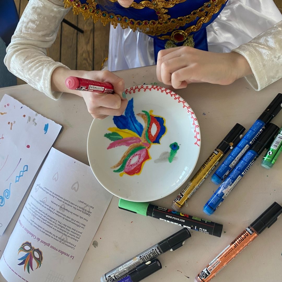 Le musée en famille Colombine au bal masqué des énergies