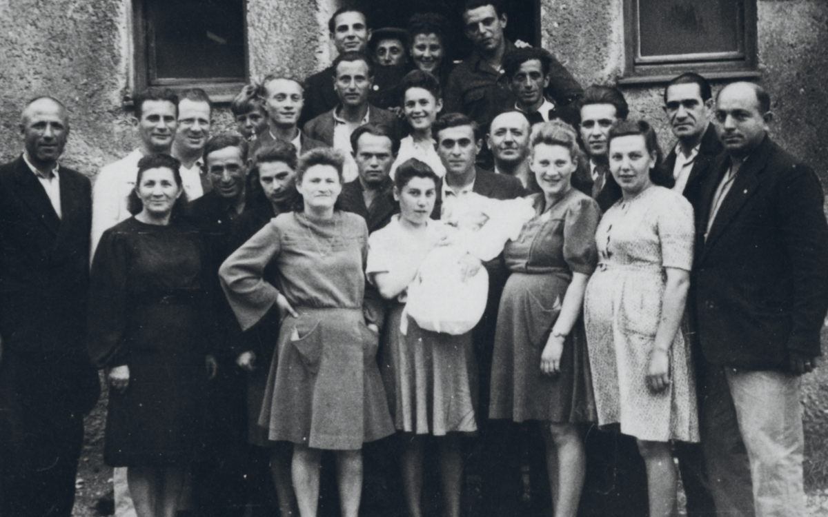 "Les Survivants– L’impossible départ après la Shoah" d’Antoine Dauer et Michèle Dominici Mémorial de la Shoah  Paris