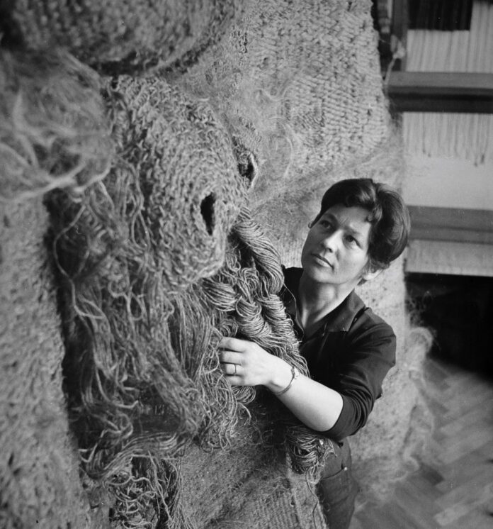 Magdalena Abakanowicz