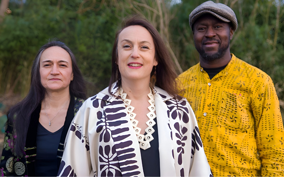 Ninon Valder / Carine Bonnefoy / Abdoulaye Kouyate : AMOUR AMOR- MUSIC FOR PEACE Le Baiser Salé  Paris