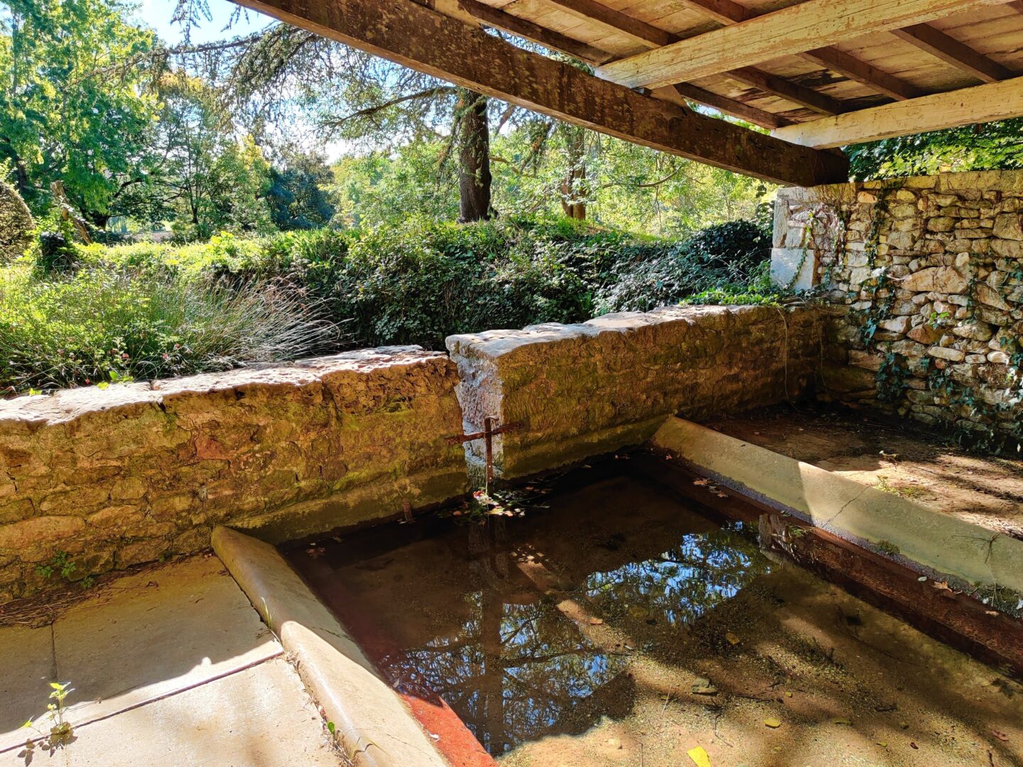 Parcours découverte Creuse Saint-Carlais (chemin de trail) La Crèche Nouvelle-Aquitaine Parcours découverte Creuse Saint-Carlais (chemin de trail) La Crèche Nouvelle-Aquitaine