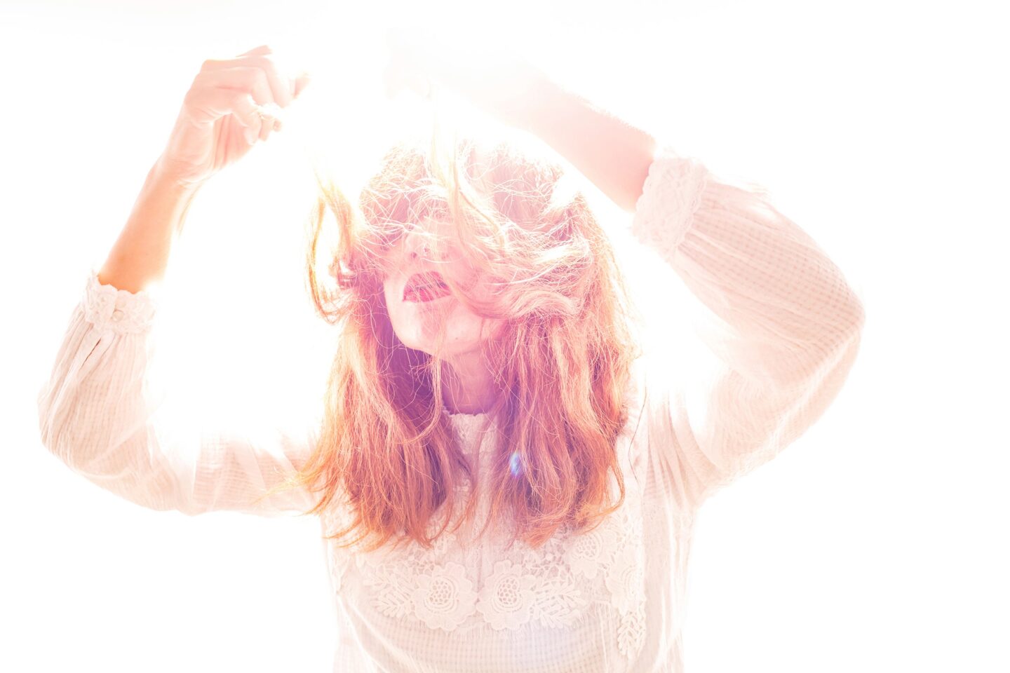 SHANNON WRIGHT   INFLATABLE DEAD HORSES Cahors