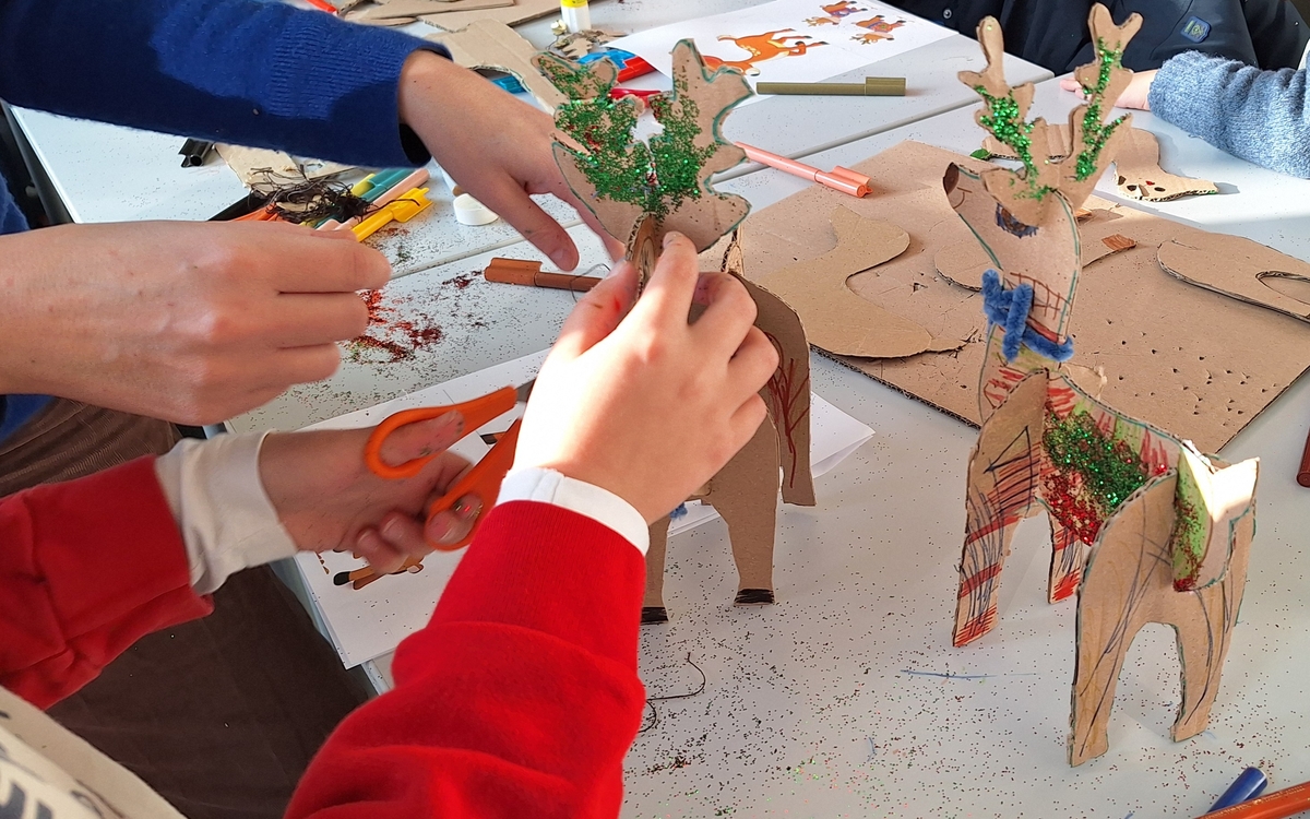 Stages croisés Petits Pinceaux et Cirque 3-6 ans Centre Paris Anim' Point du Jour PARIS