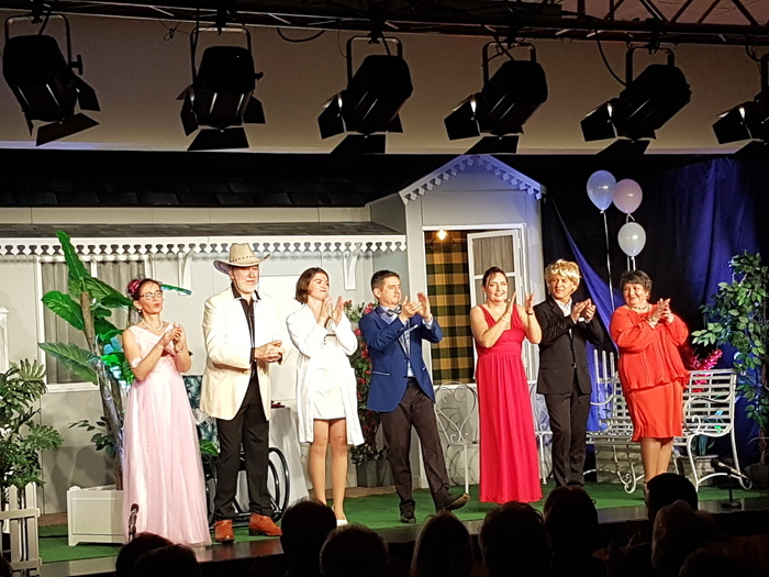 Théâtre Comédie TOUT BAIGNE