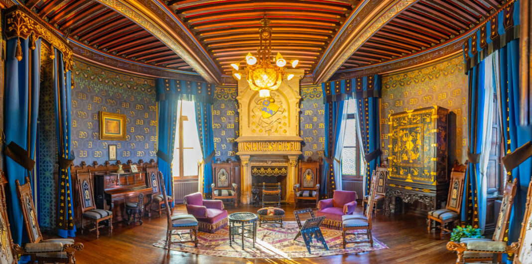Visite Prestige du Château Abbadia Route de la Corniche Hendaye
