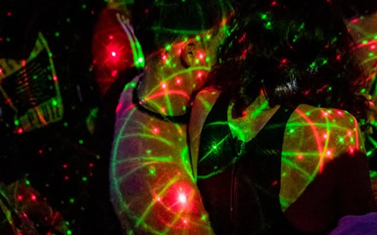 ¡Plan À 3 ? Une date