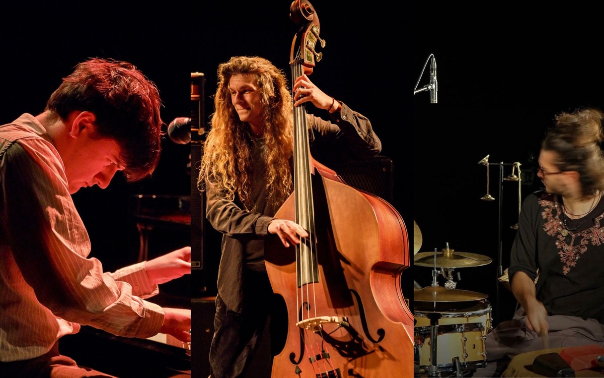 330$ Le Son de la Terre  PARIS 05