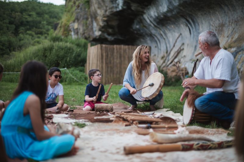 Atelier musique des origines Châteaux en fête