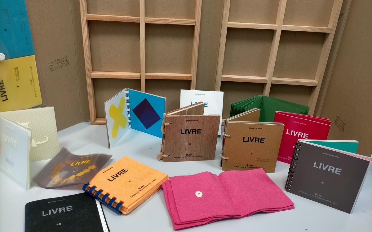 Atelier parents-enfants autour des pré-livres de Bruno Munari : manipulation puis fabrication Bibliothèque André Malraux Paris Atelier parents-enfants autour des pré-livres de Bruno Munari : manipulation puis fabrication Bibliothèque André Malraux Paris