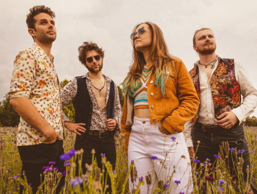 DAMANTRA + MARIE SIGAL + JULII SHARP