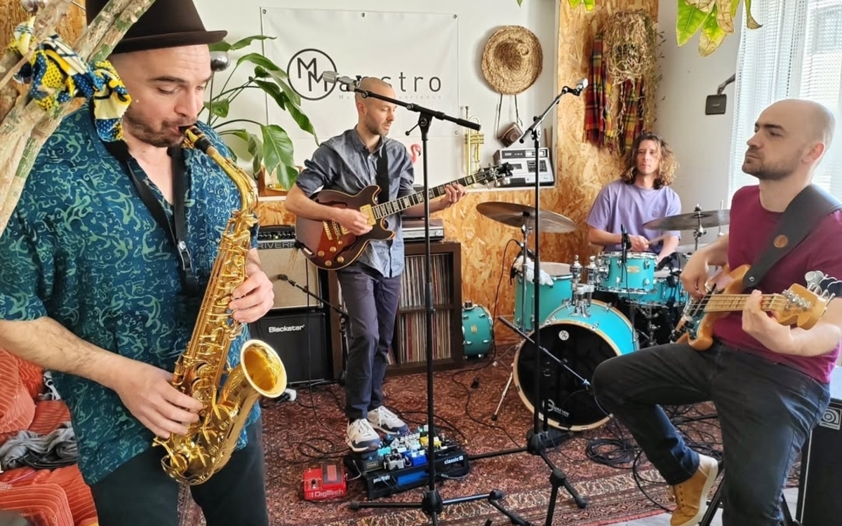 Darwaza en concert à la bibliothèque Hergé Bibliothèque Hergé Paris Darwaza en concert à la bibliothèque Hergé Bibliothèque Hergé Paris