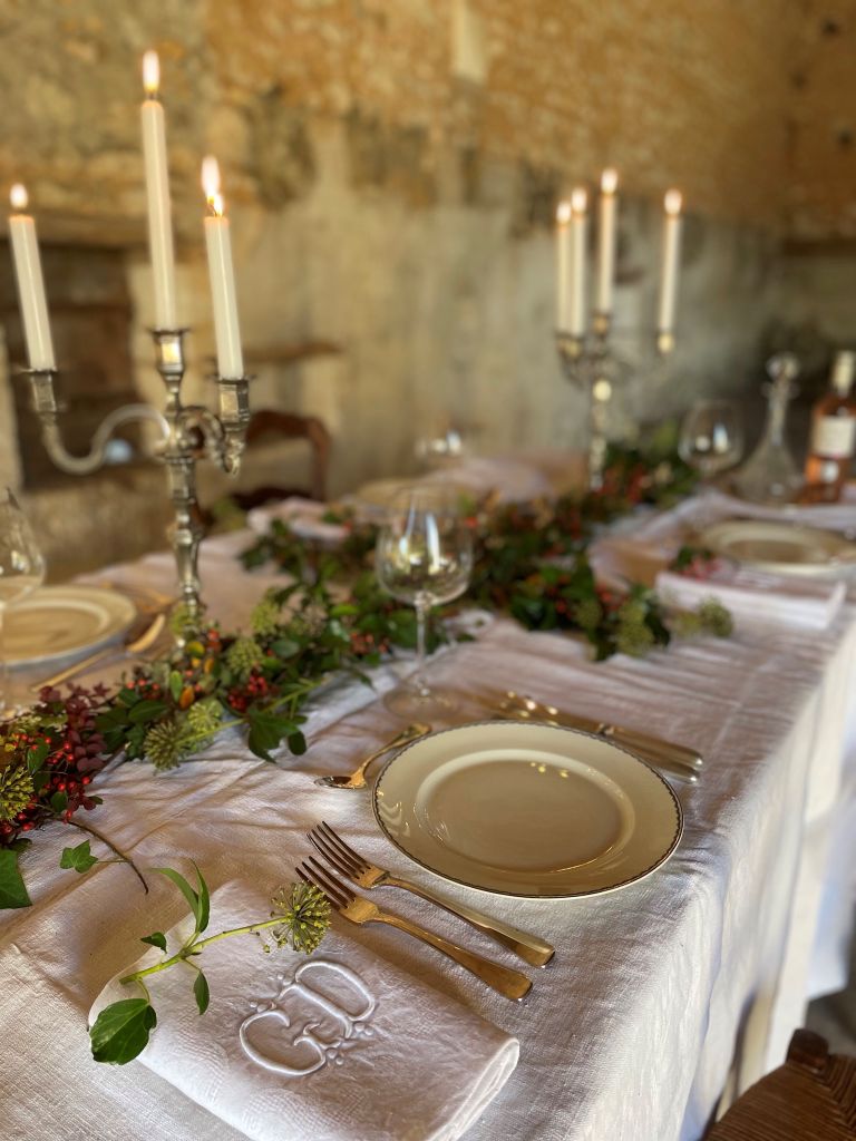 Dîner aux chandelles au Château des Chauvaux Châteaux en Fête