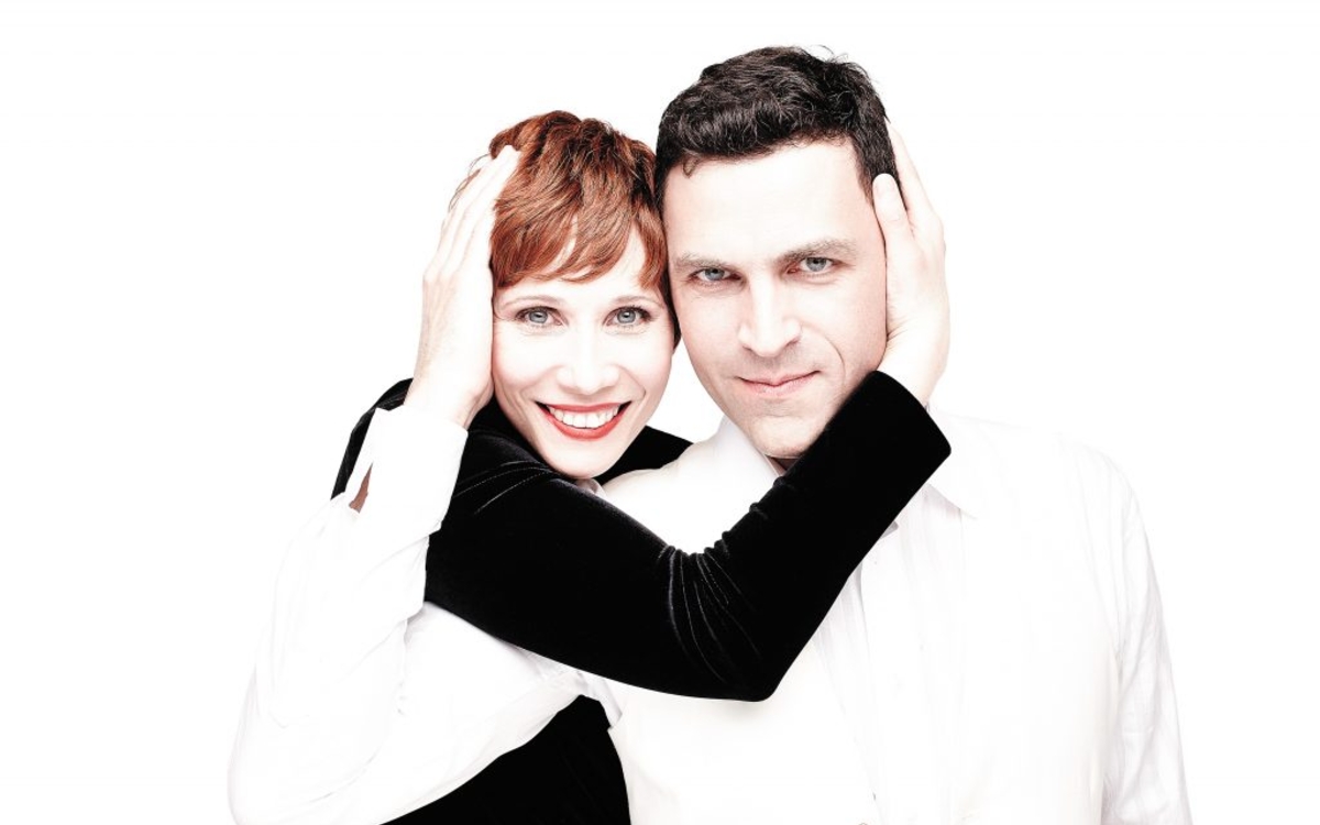 ELLA & FRANK – SO IN LOVE LE BAL BLOMET  Paris