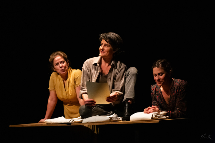 Il y avait tellement de silence j'ai même pas entendu les oiseaux Théâtre de la rue de belleville