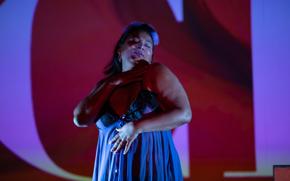 « Introducing Living Smile Vidya » de Living Smile Vidya au Festival Everybody ! Le Carreau du Temple Paris