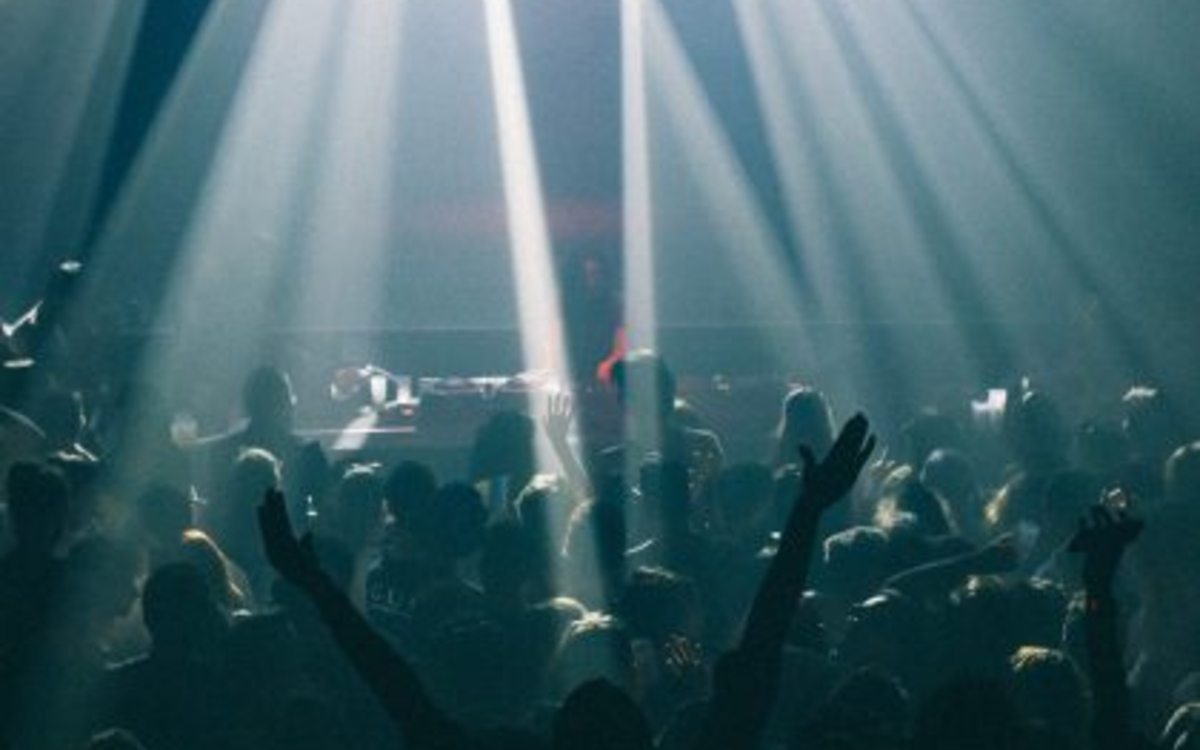 La soirée signature Quartiers Rouges de retour à La Machine le vendredi 27 février ! La Machine du Moulin Rouge Paris