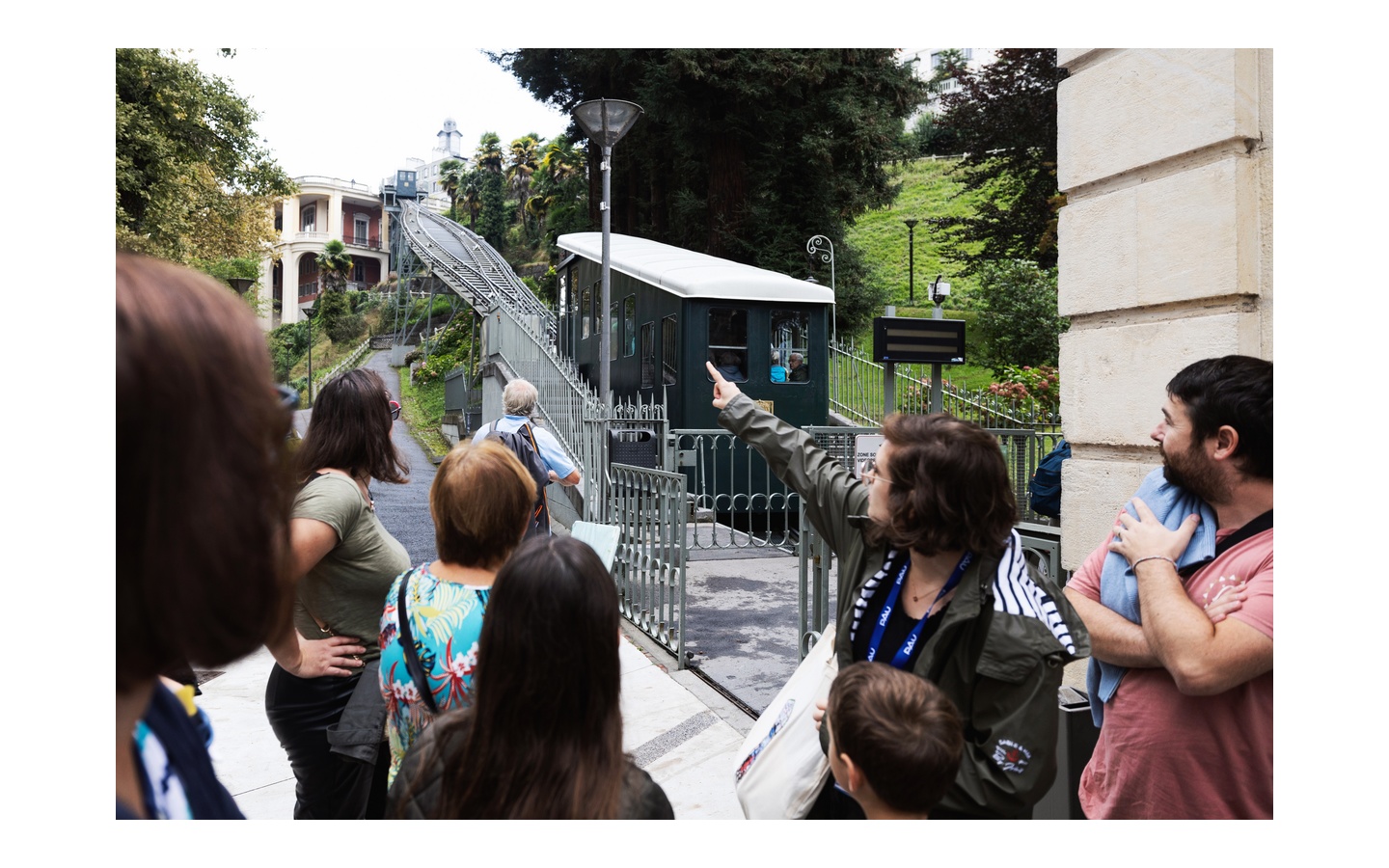 Le Pavillon des Arts et le funiculaire