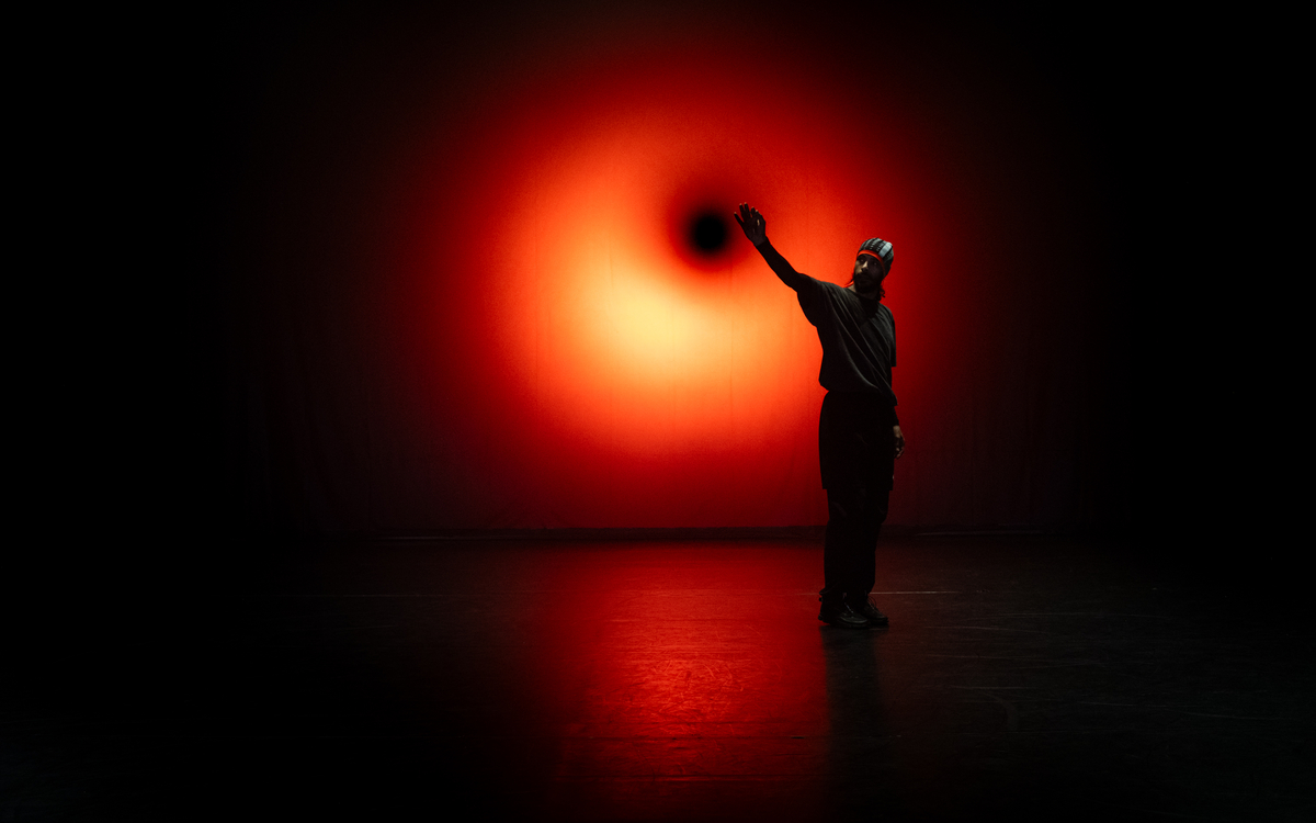 Mohamed Toukabri - Every-Body-Knows-What-Tomorrow-Brings-And-We-All-Know-What-Happened-Yesterday Théâtre de la Bastille  Paris