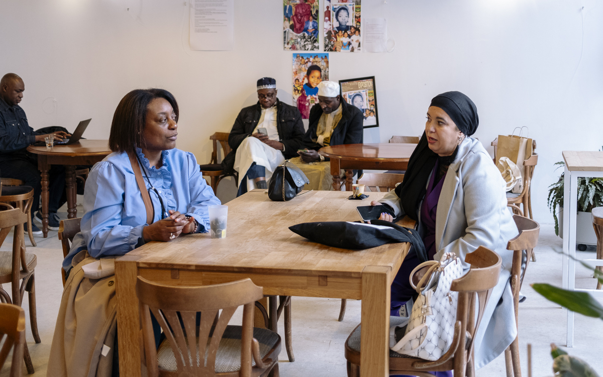 Networking et rencontre des voisins Maison de la Conversation  Paris