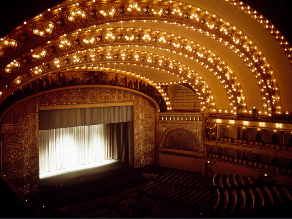 ORGUEIL ET PRÉJUGÉS... OU PRESQUE !