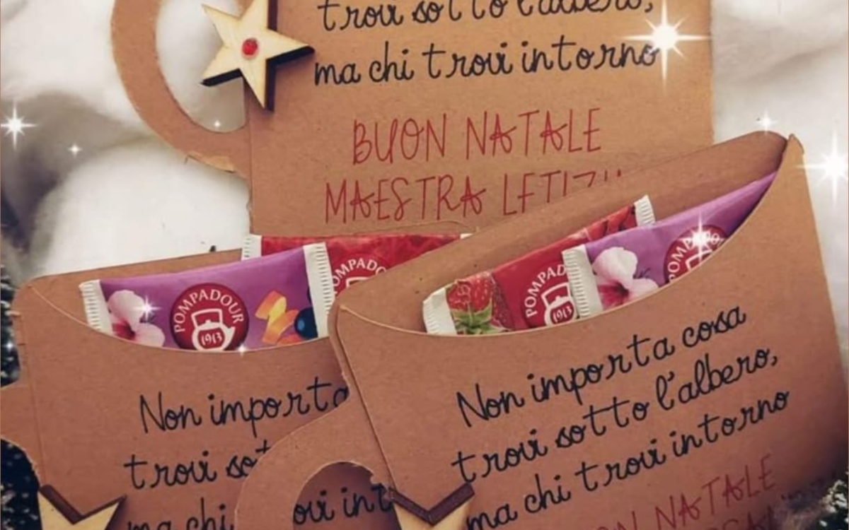 Saint Valentin « Tasse de thé à offrir » Feuille Blanche