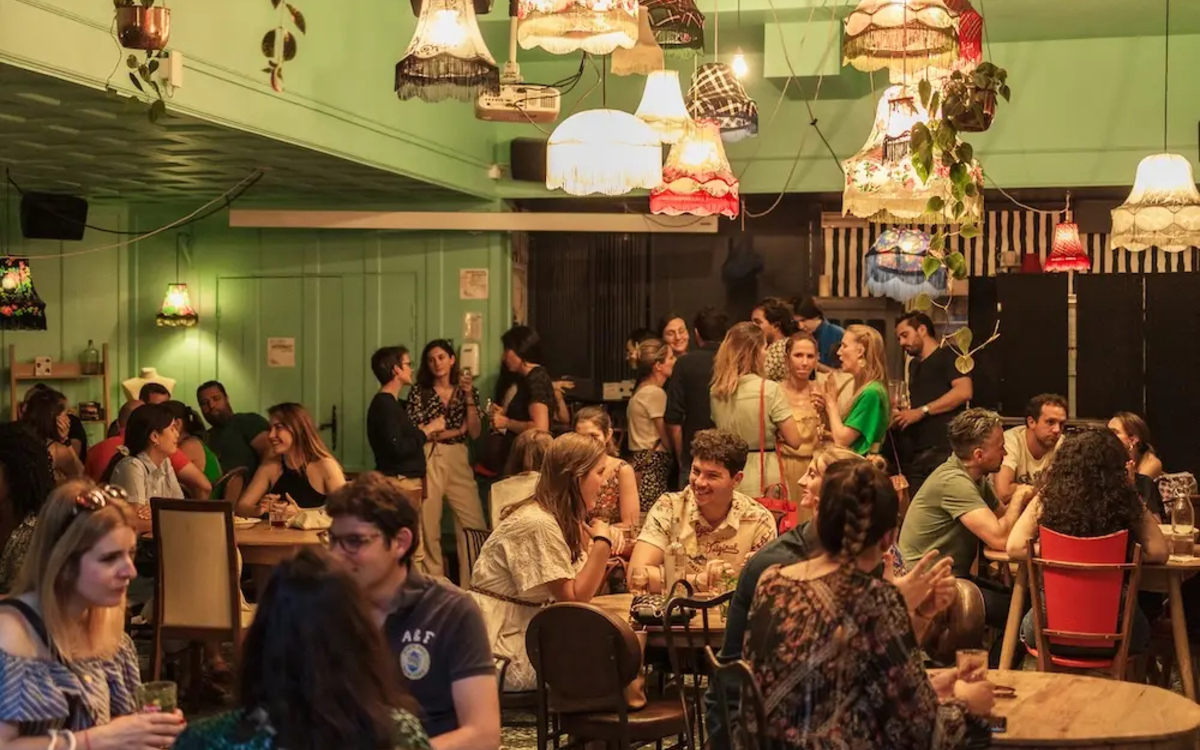 Soirée de lancement du podcast Le Fumoir (par La Pieuvre) w/ Teki Latex Bar à Bulles Paris Soirée de lancement du podcast Le Fumoir (par La Pieuvre) w/ Teki Latex Bar à Bulles Paris